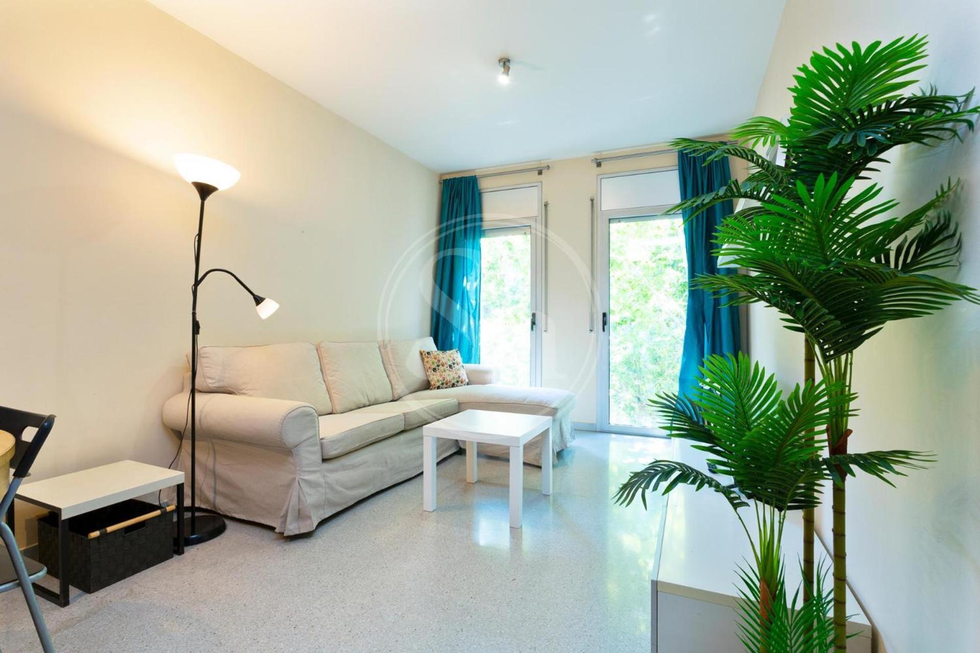 Bonito En Eixample Apartamento