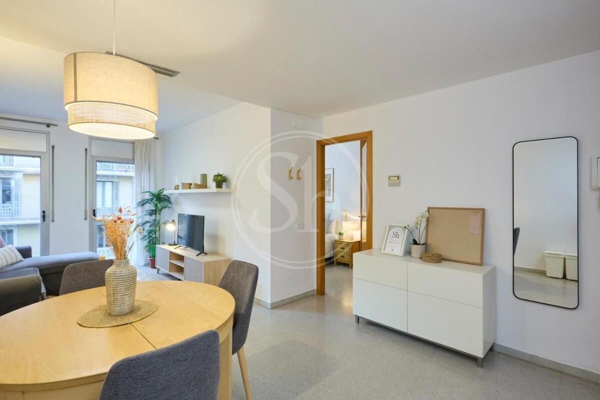 Bonito En Eixample Apartamento *